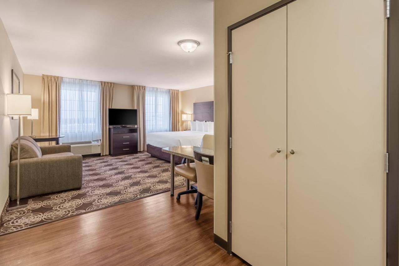 Landmark Suites - Williston Εξωτερικό φωτογραφία