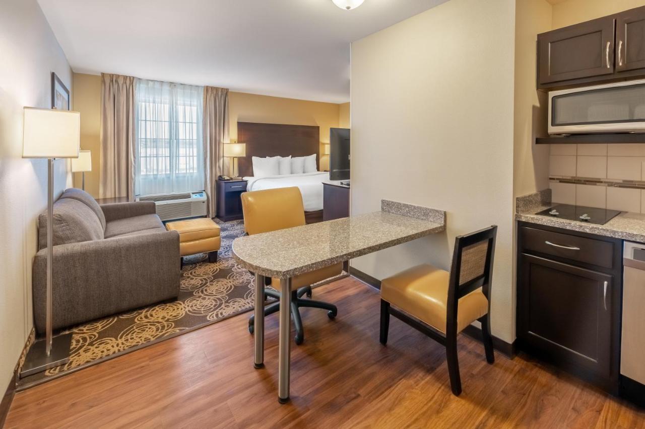 Landmark Suites - Williston Εξωτερικό φωτογραφία